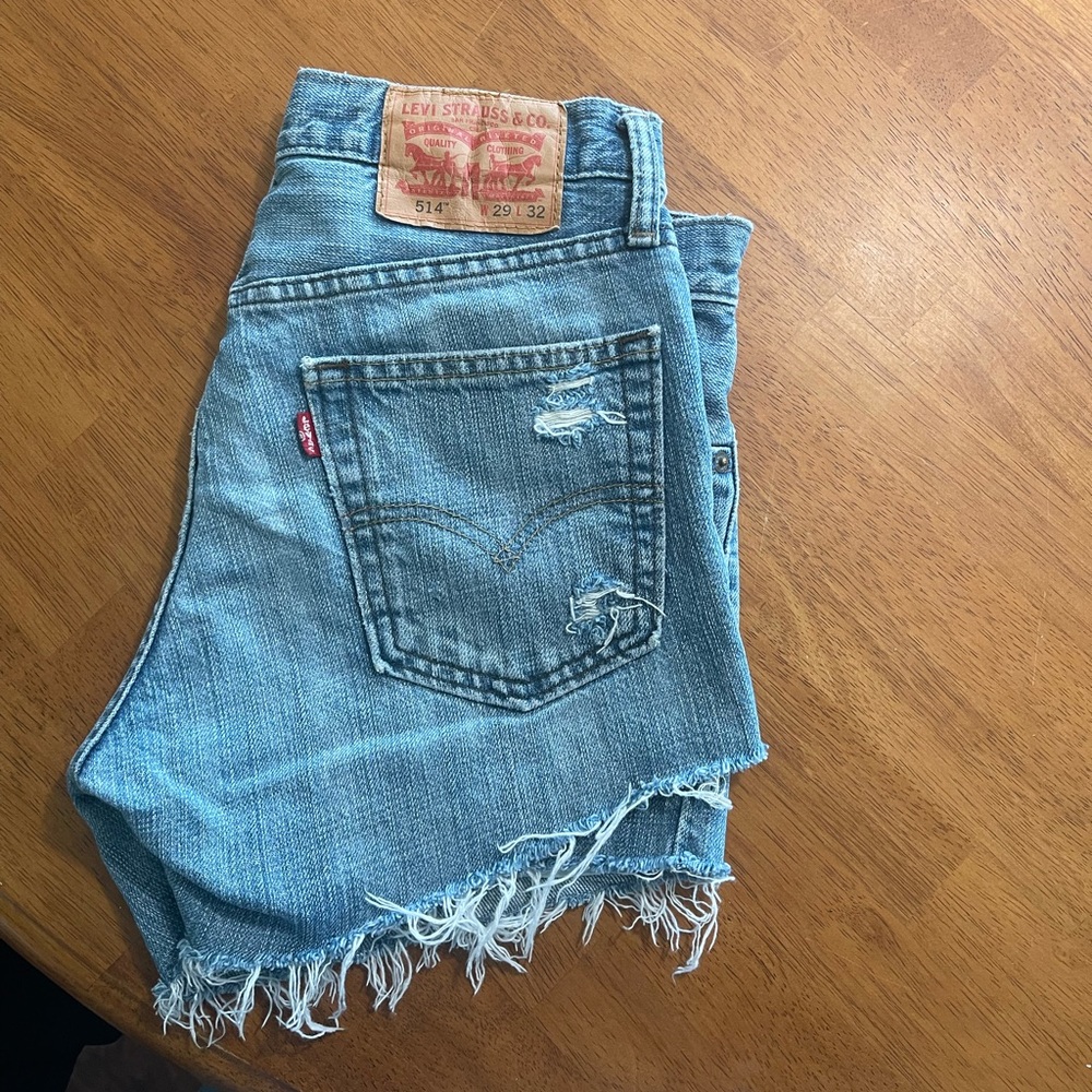 29 Levi distressed shorts.